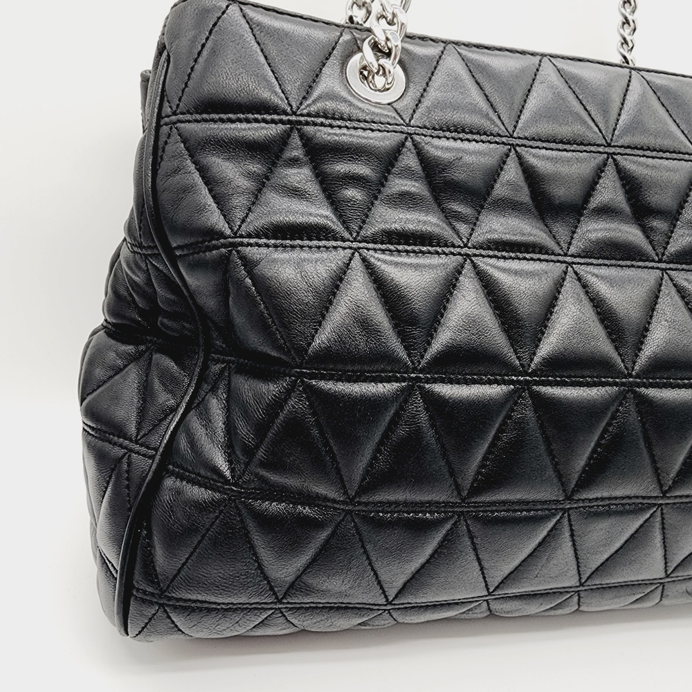 Michael Kors Black Quilted Leather Shoulder Tote with Silver Chain - Picture 7 of 16